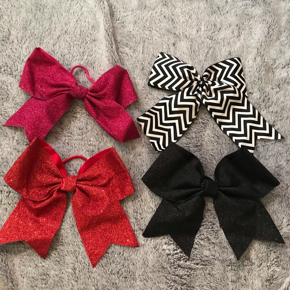 Cheer bows